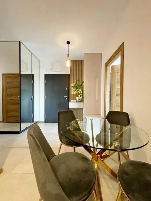 Manufaktura Residence - Apartamenty Prestiz Z Garazem Podziemnym I Dwoma Lazienkami Lódź Exterior foto